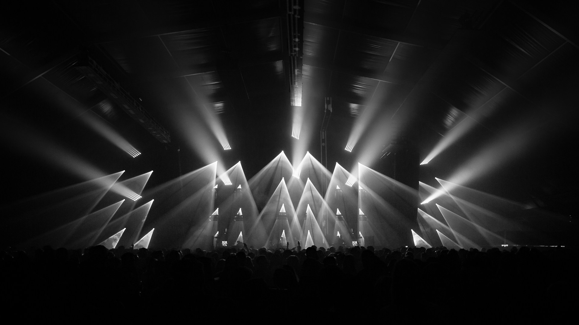 Photo by Jorik Kleen on Unsplash